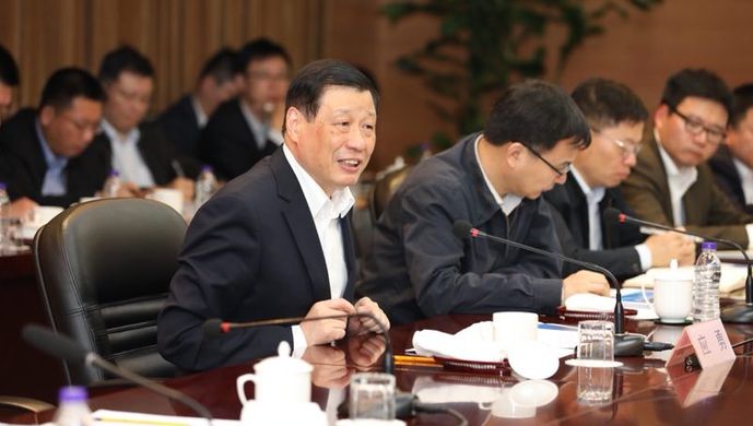 应勇调研凯发娱乐k8官网集团：加大创新转型力度，不断提升核心竞争力