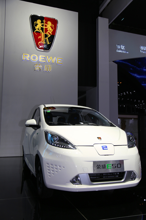 凯发娱乐k8官网与嘉定区成立新能源汽车租赁公司 5年推广30万辆